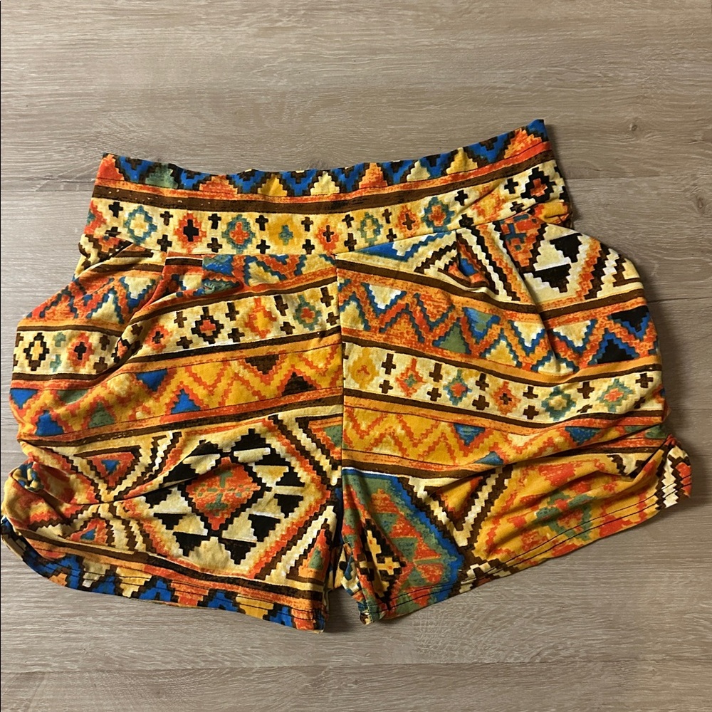 Ghana Multicolor Patterned Shorts - Picture 2 of 4